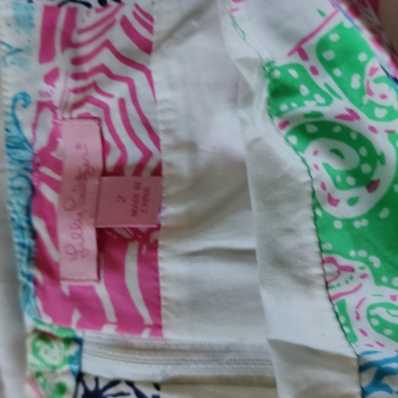 Lilly Pulitzer skirt with pockets size 2 - Picture 3 of 3